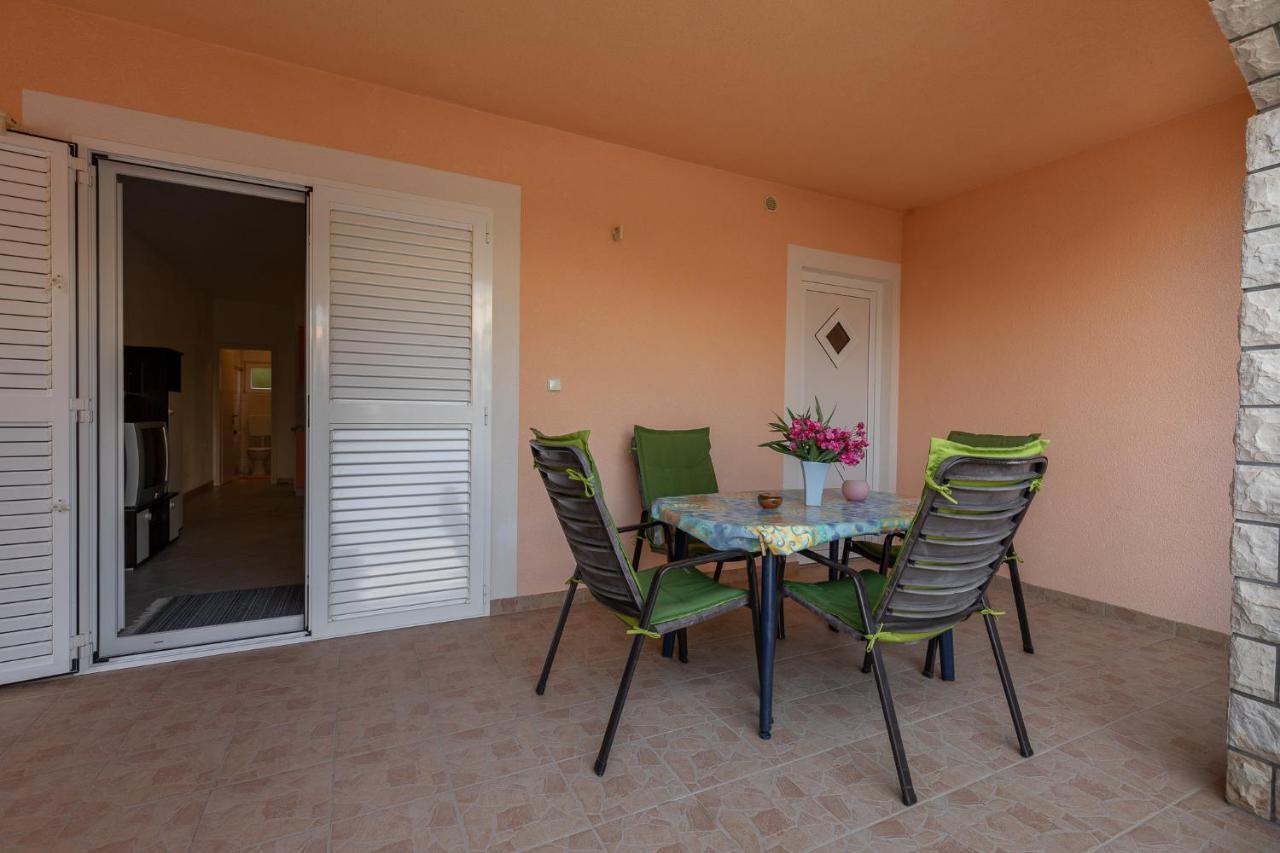 Apartman Kristo Вир Екстер'єр фото
